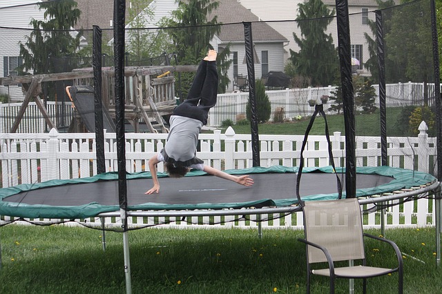 Springfree Trampoline Vs Regular